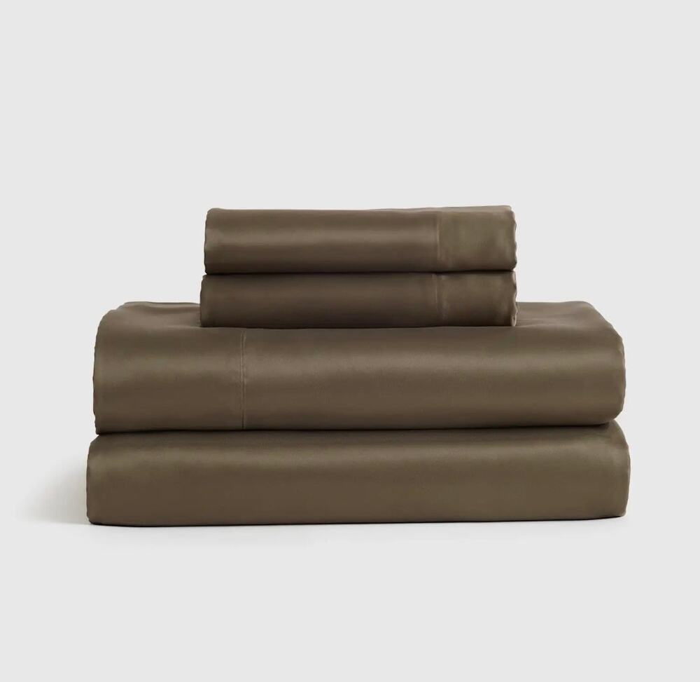 NWT Quince Organic Bamboo Visose Queen Sheet 4Pc Set Olive Green $134 MSRP
